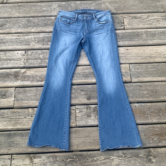 Articles of Society Faith Flare Jeans - Picture 4 of 12